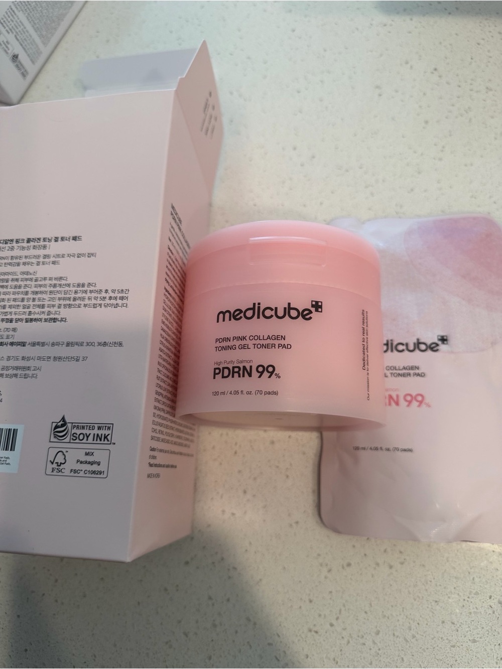 Medicube PDRN Pink Collagen Toning Gel Toner Pad - Pink